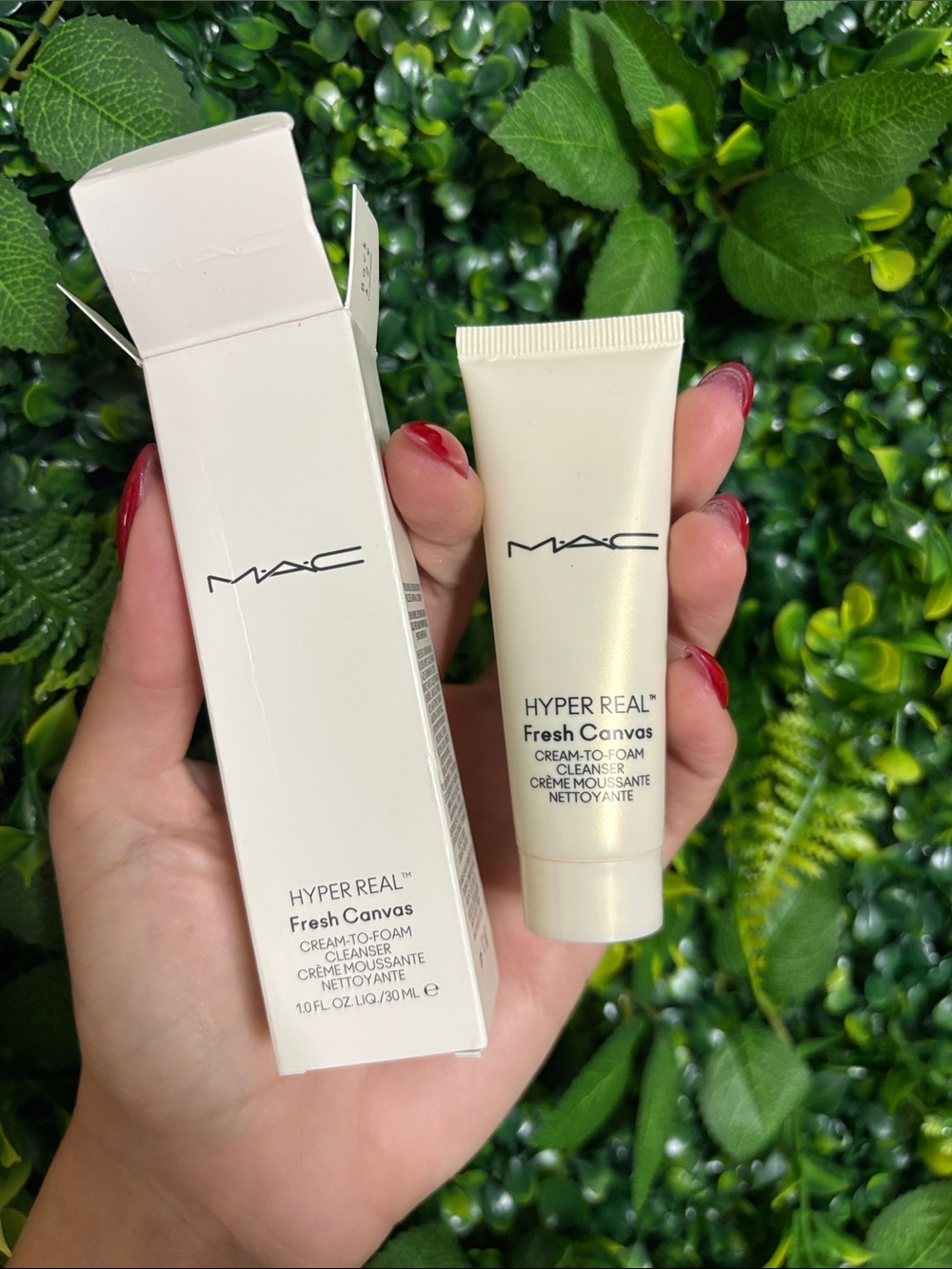 MAC Cosmetics Hyper Real Fresh Canvas Cream-to-Foam Cleanser NIB - Picture 5 of 6